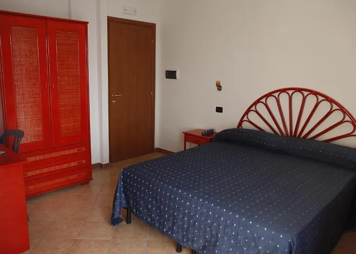 Beach Hotel Hotel 3*