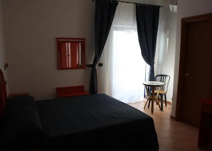 Beach Hotel 3* Diamante