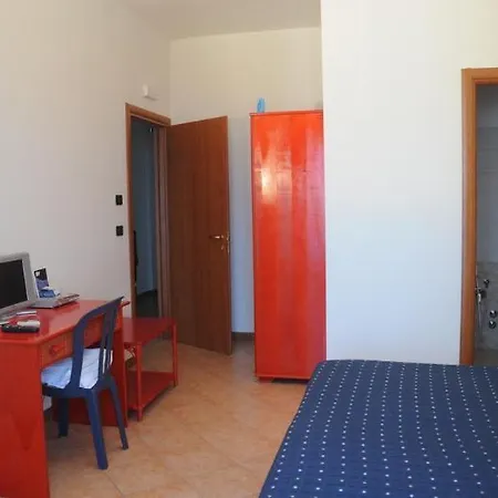 Beach Hotel Hotel