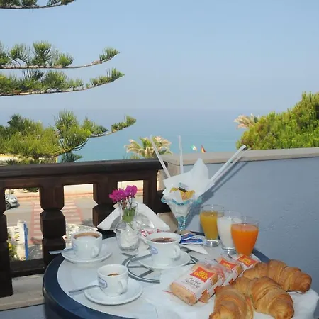 Beach Hotel 3*