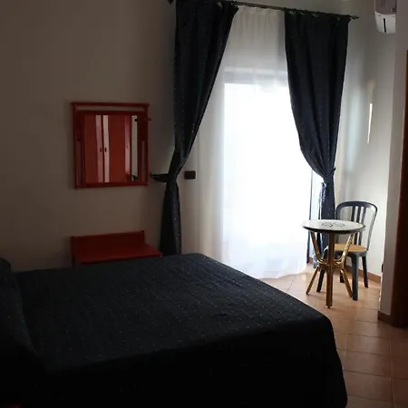 Beach Hotel 3* Diamante